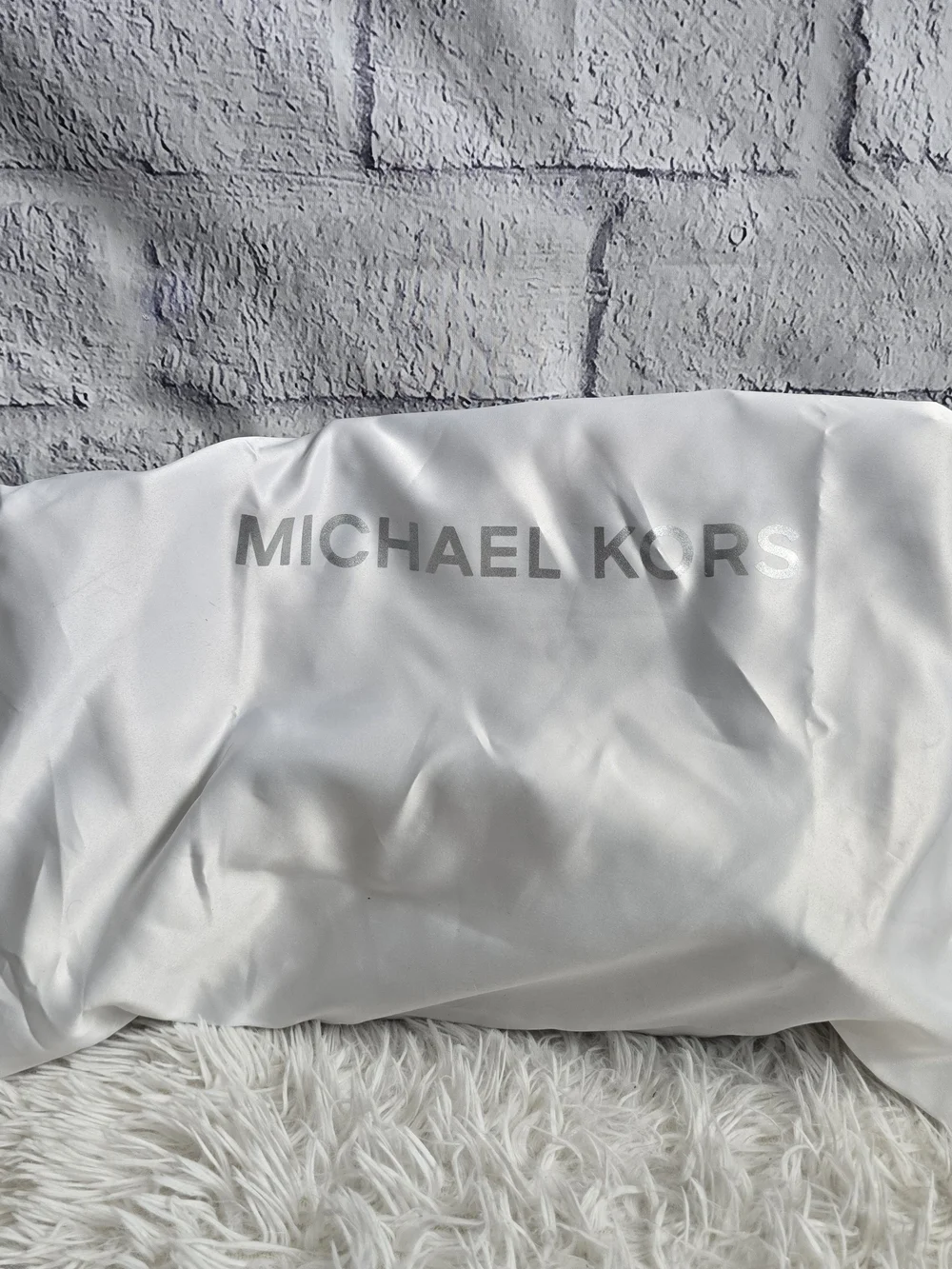 Michael Kors Mobwife Whitney Two-Tone Brown Logo Small Designer Tote Bag